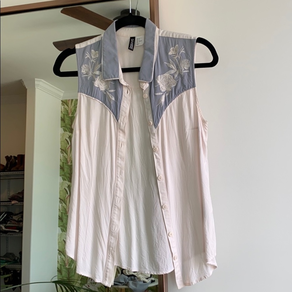 FLORAL BLOUSE